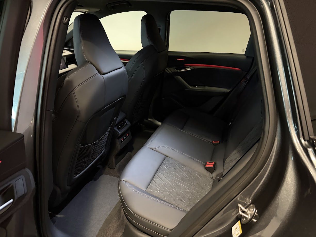 AUDI Q6 SUV e-tron quattro, Electric, New car, Automatic - 5