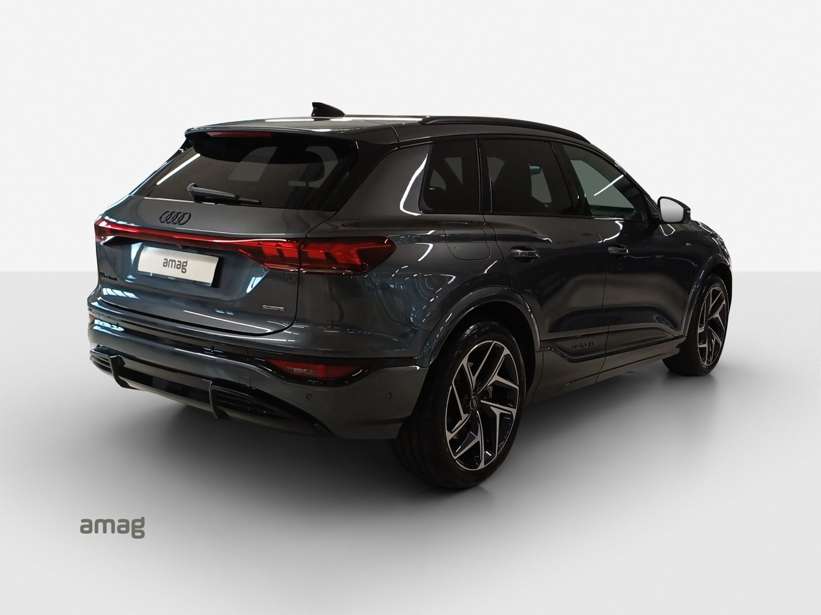 AUDI Q6 SUV e-tron quattro, Electric, New car, Automatic - 5