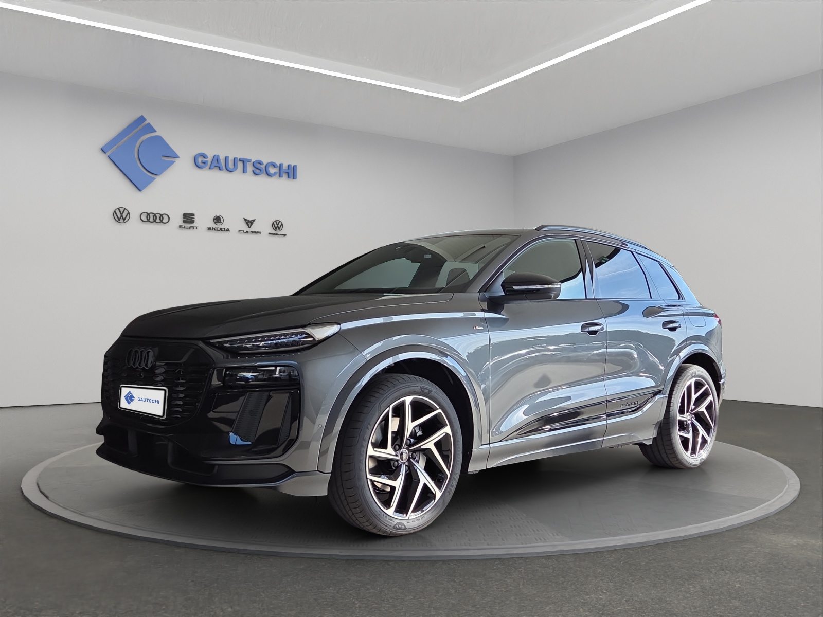 AUDI Q6 SUV e-tron quattro