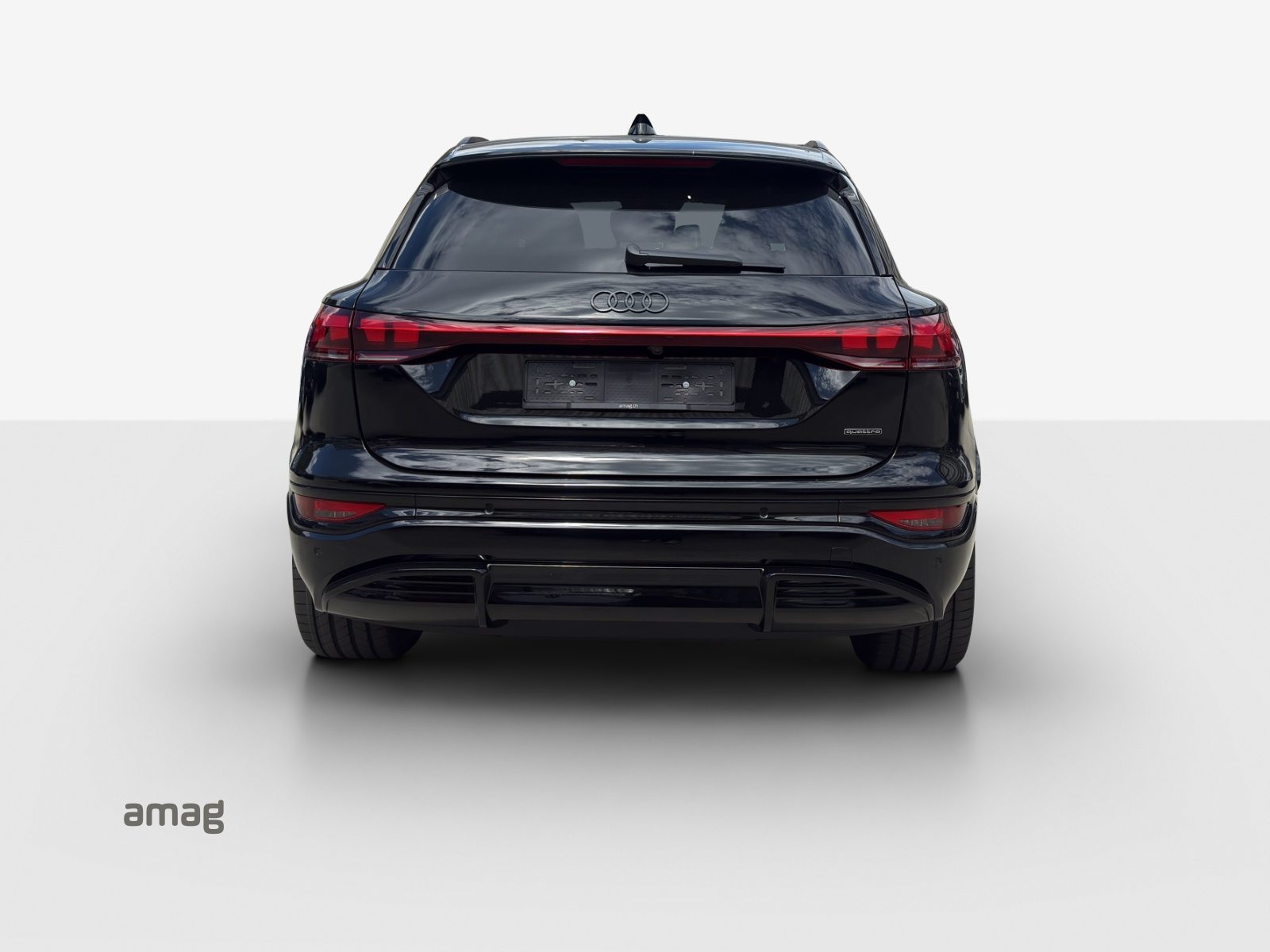 AUDI Q6 SUV e-tron quattro, Electric, New car, Automatic - 4