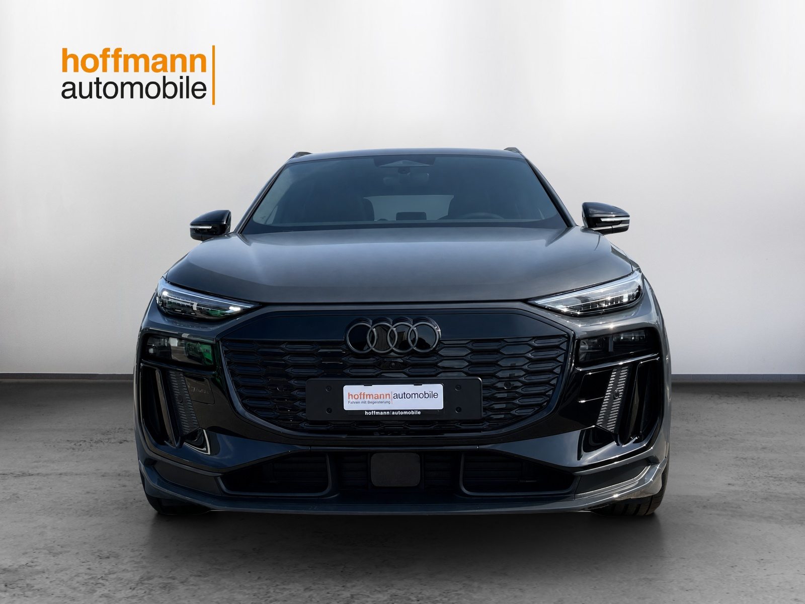 AUDI Q6 SUV e-tron quattro, Electric, New car, Automatic - 2
