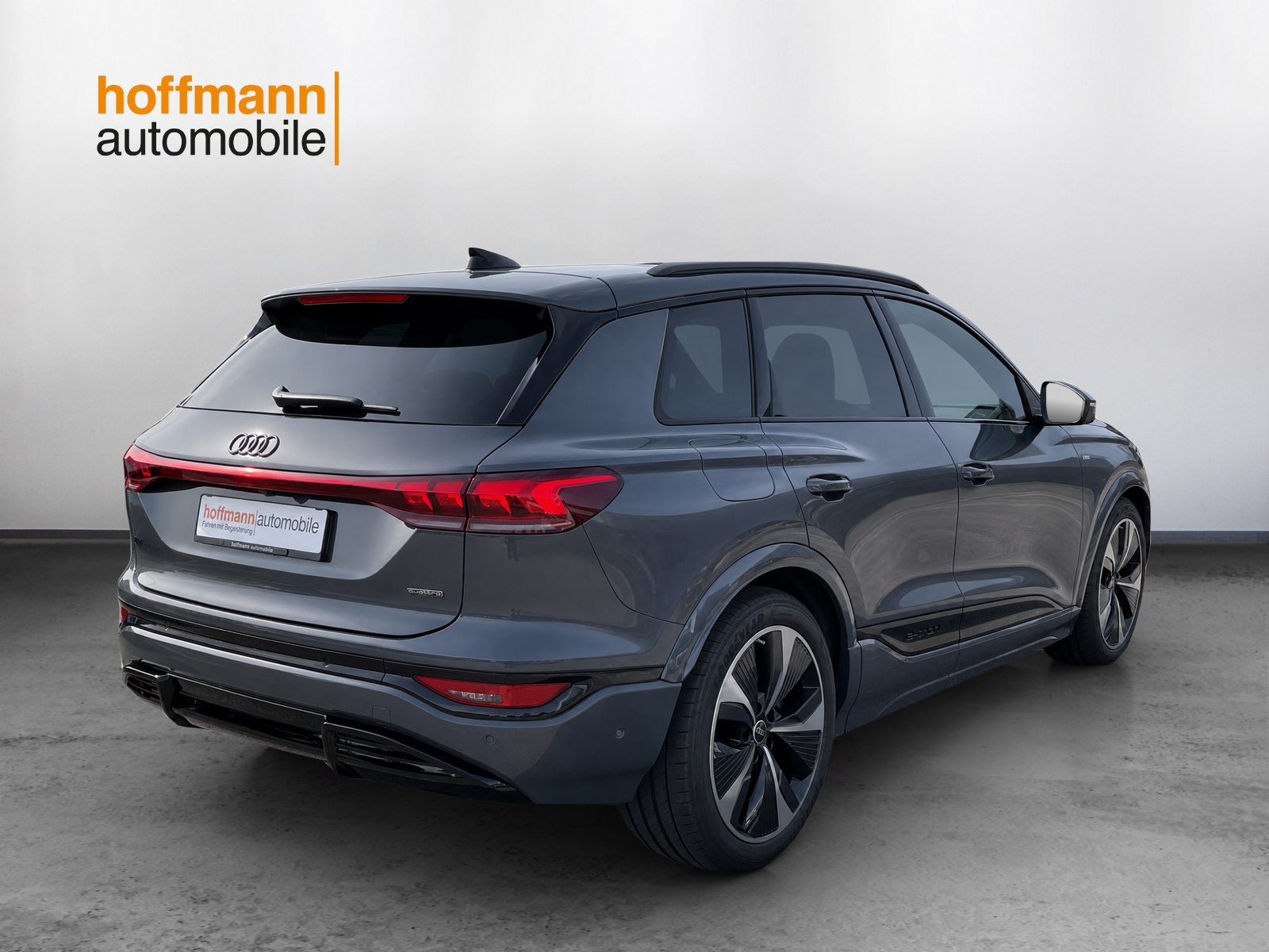 AUDI Q6 SUV e-tron quattro, Electric, New car, Automatic - 4