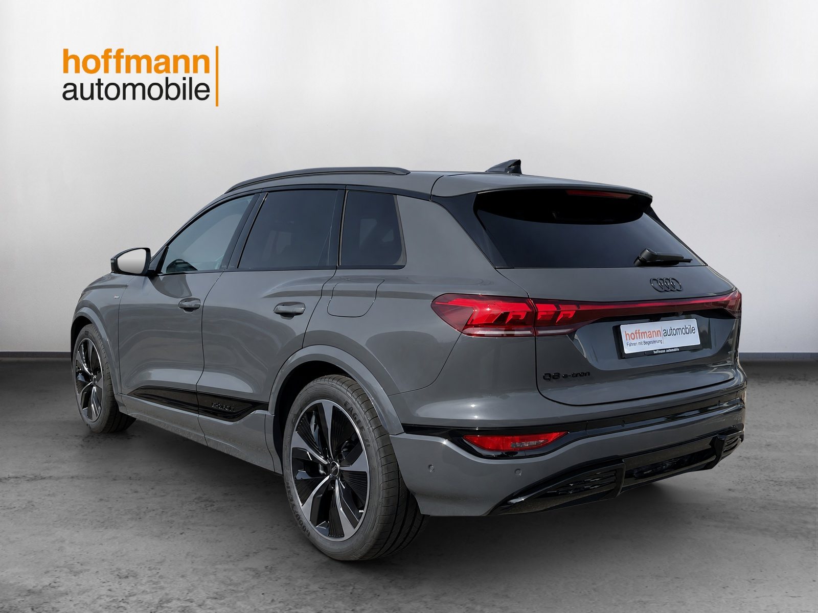 AUDI Q6 SUV e-tron quattro, Electric, New car, Automatic - 6