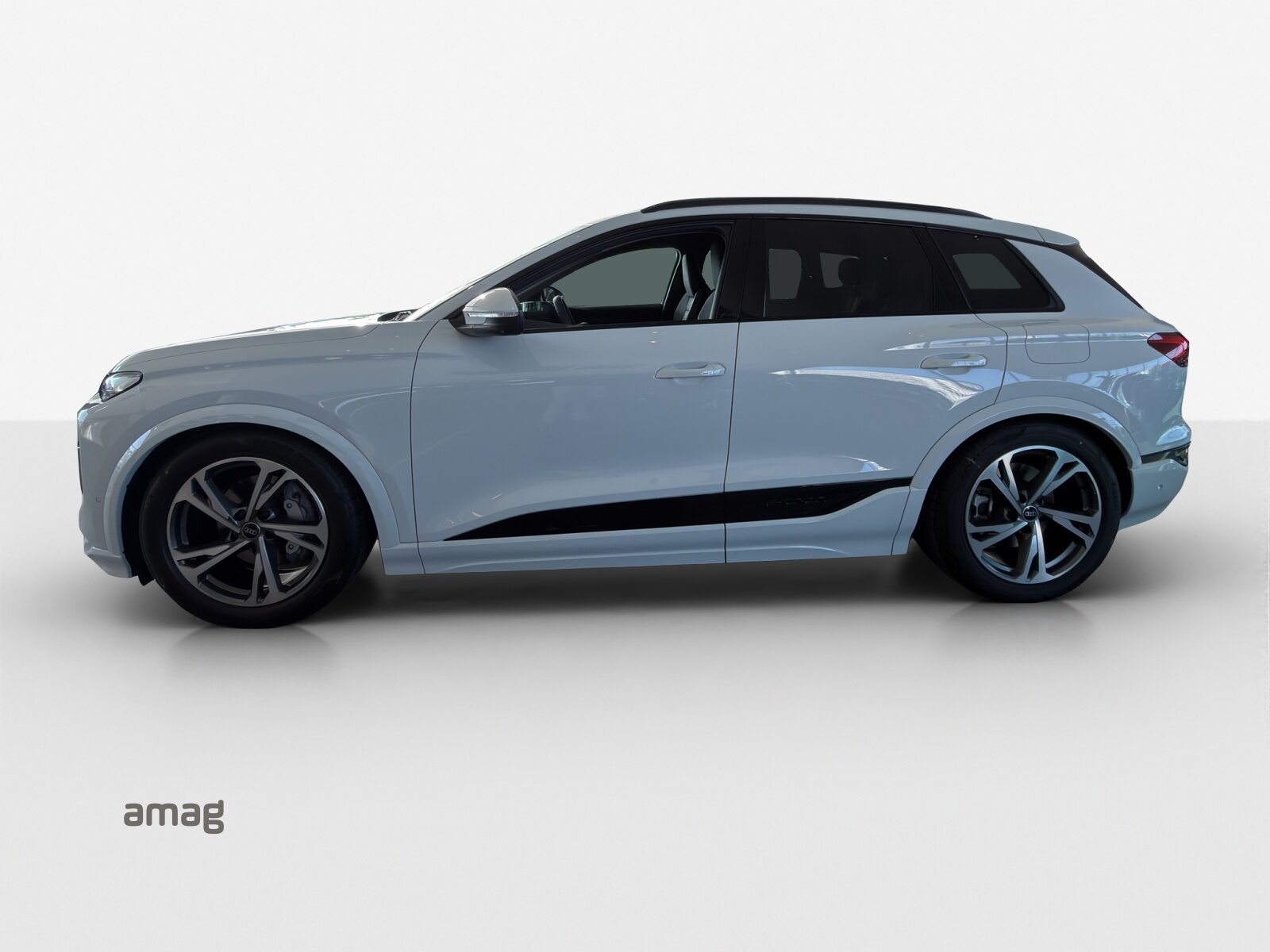 AUDI Q6 SUV e-tron quattro, Electric, New car, Automatic - 2