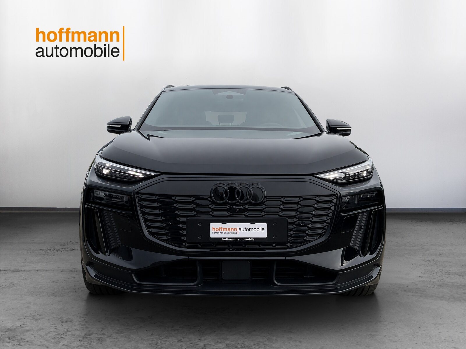 AUDI Q6 SUV e-tron quattro, Electric, New car, Automatic - 2