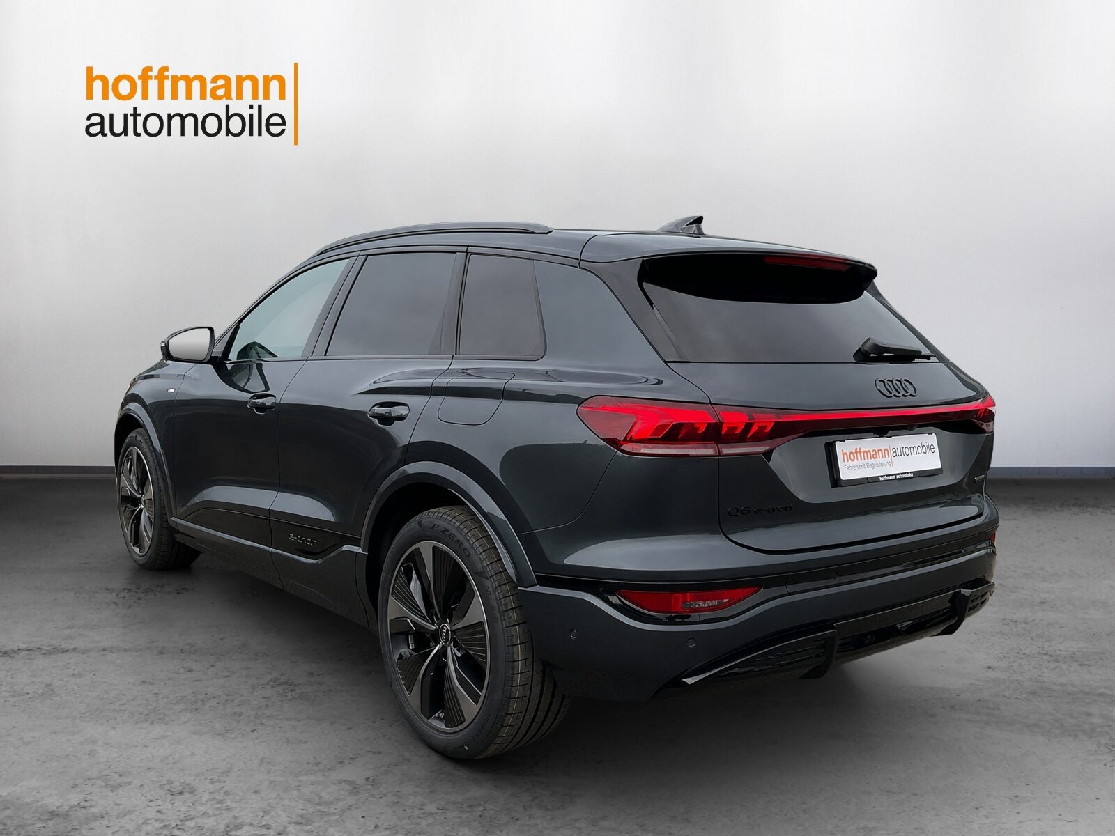 AUDI Q6 SUV e-tron quattro, Electric, New car, Automatic - 6