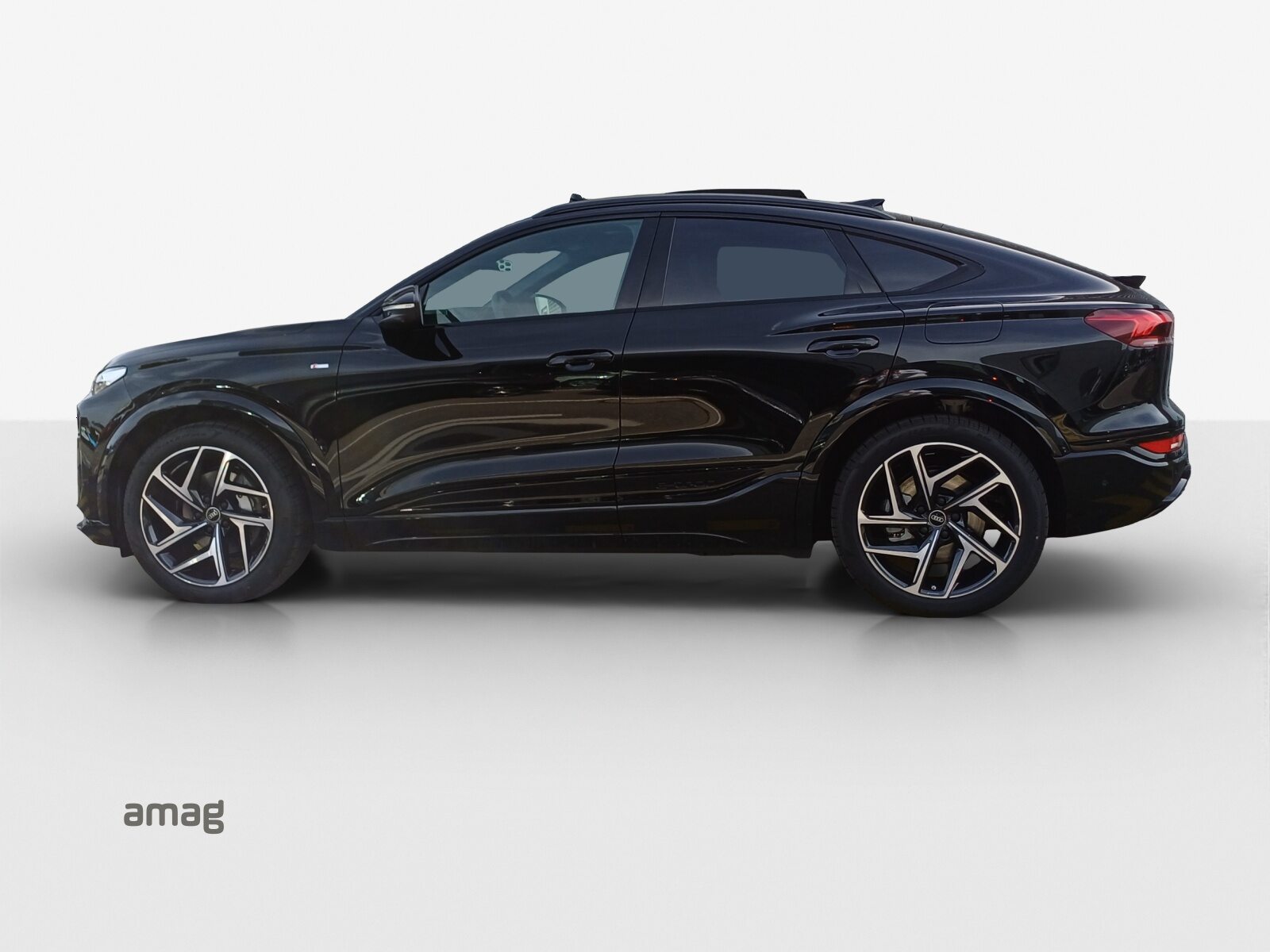 AUDI Q6 Sportback e-tron quattro, Electric, New car, Automatic - 2