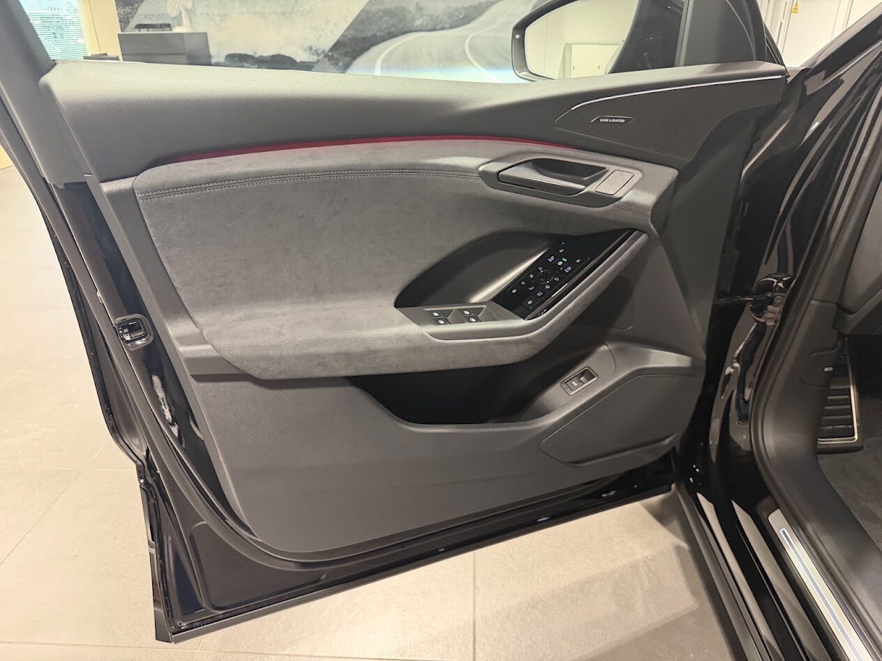 AUDI Q6 SUV e-tron quattro, Electric, New car, Automatic - 3