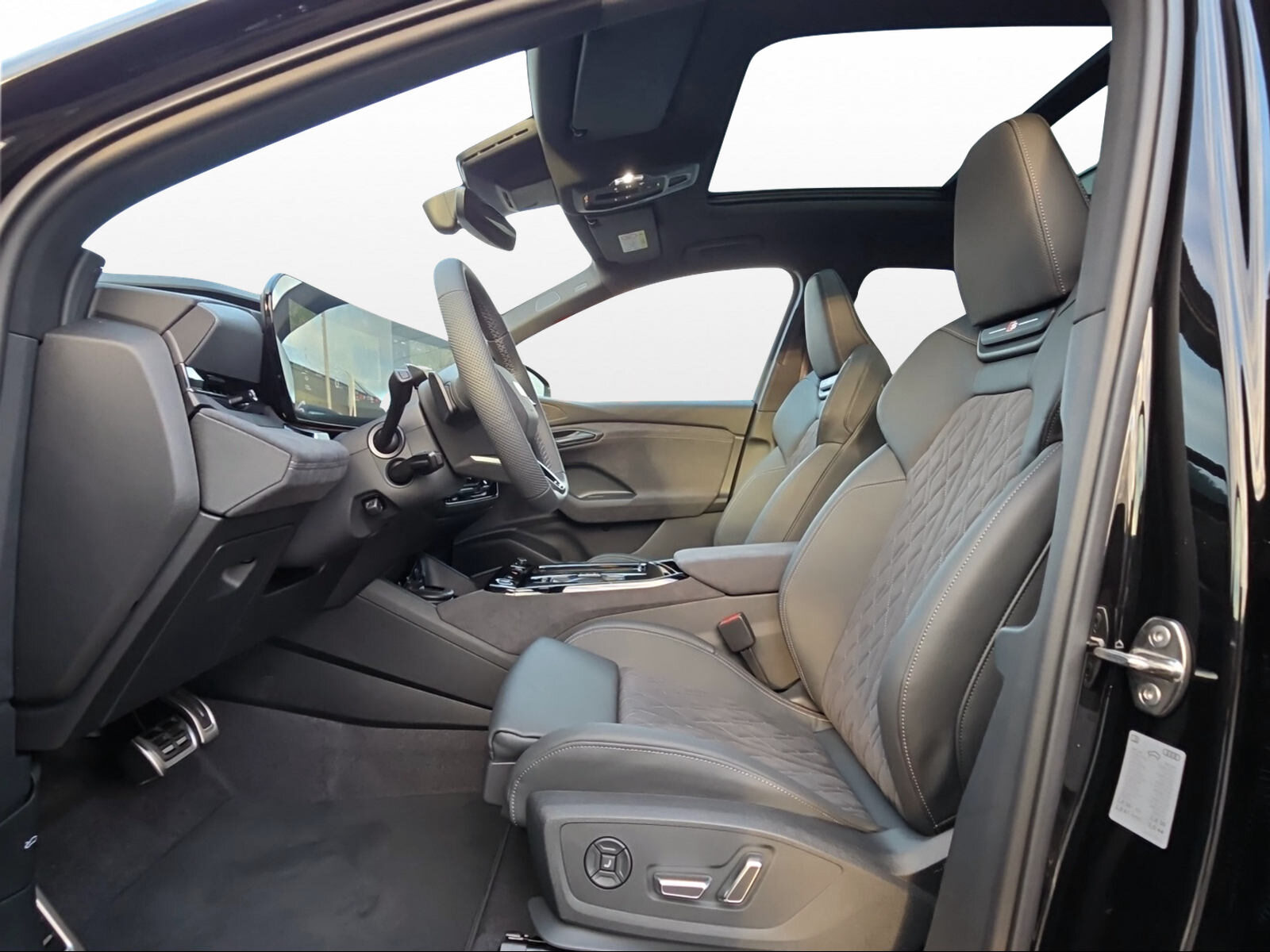 AUDI Q6 SUV e-tron quattro, Electric, New car, Automatic - 7