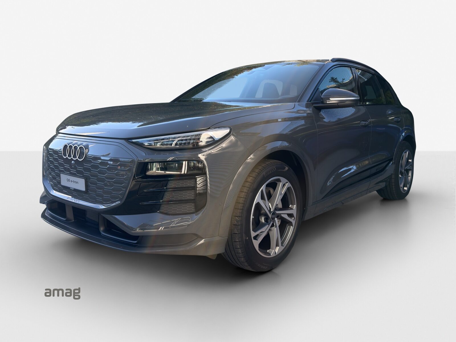 AUDI Q6 SUV e-tron quattro
