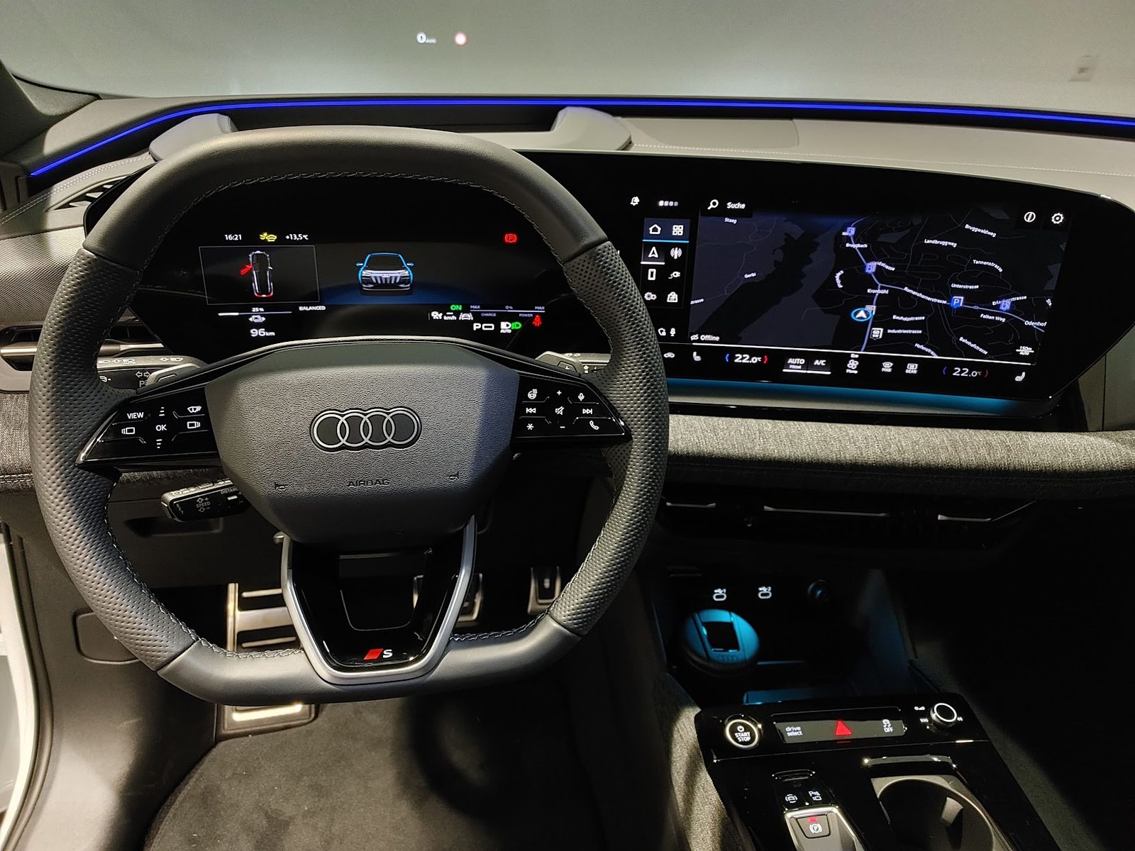 AUDI Q6 SUV e-tron quattro, Electric, Second hand / Used, Automatic - 5