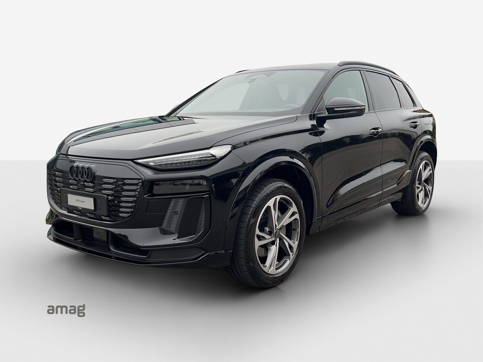 AUDI Q6 SUV e-tron quattro