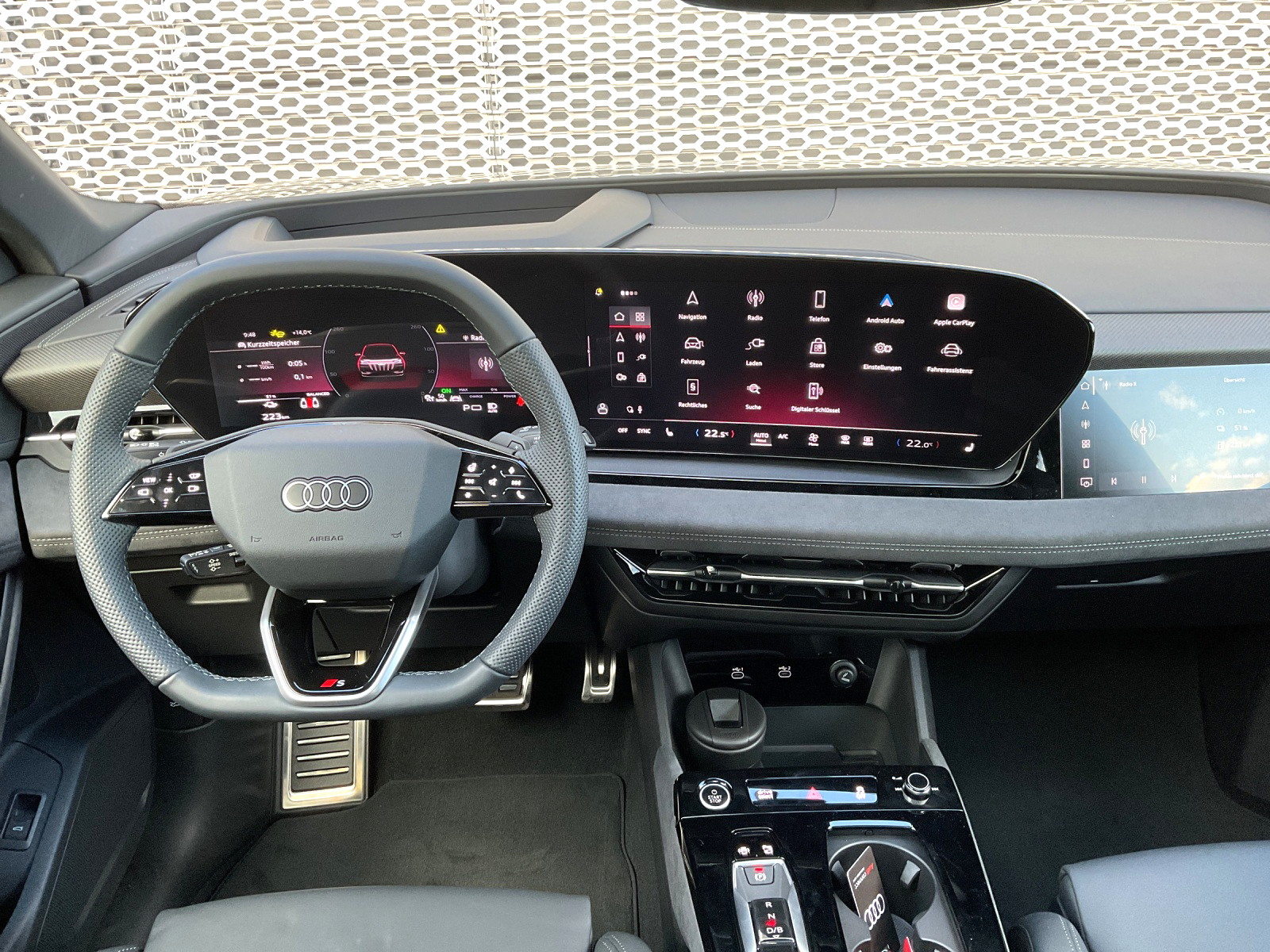 AUDI Q6 SUV e-tron quattro, Elektro, Occasion / Gebraucht, Automatik - 7