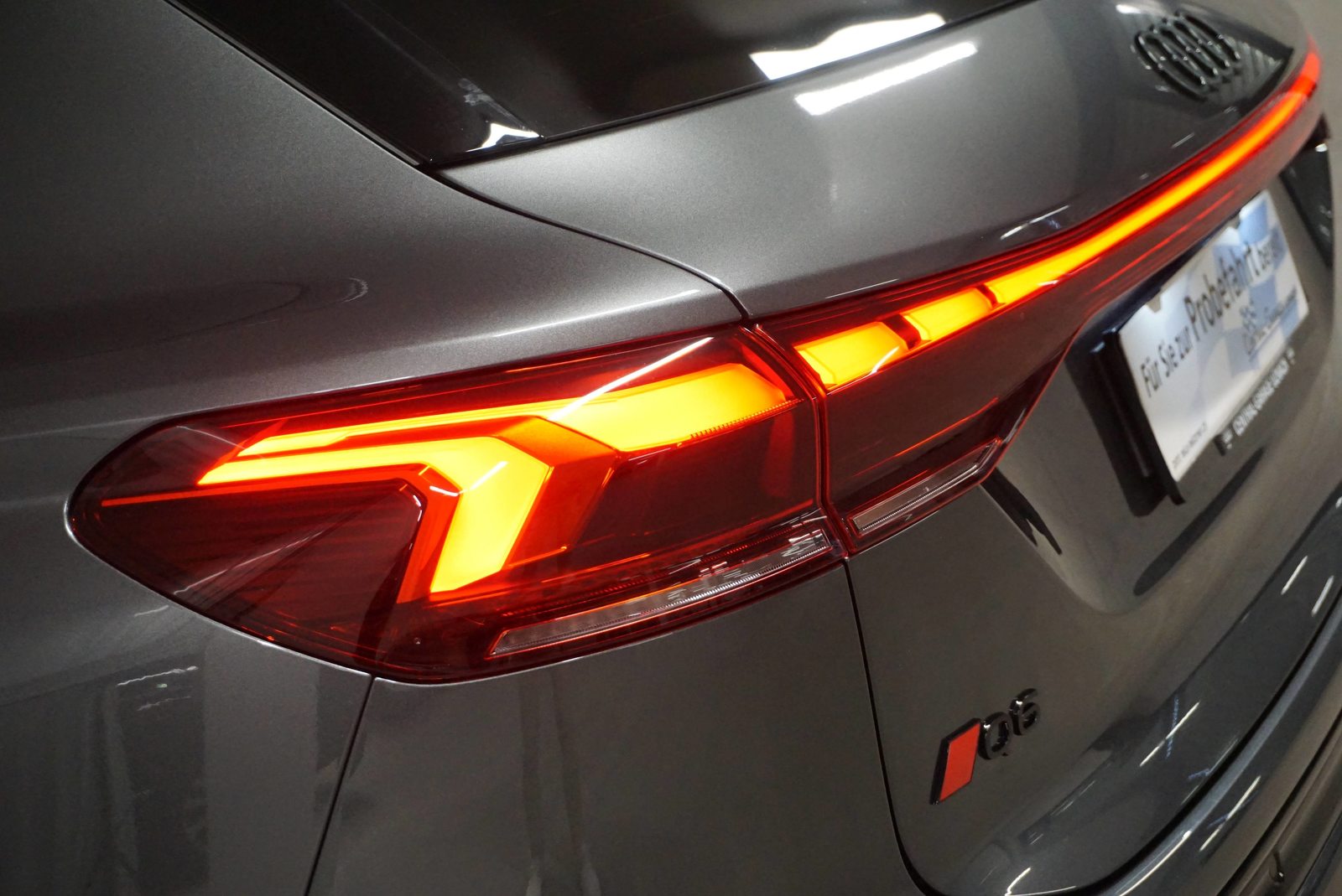 AUDI Q6 SUV e-tron quattro, Elektro, Occasion / Gebraucht, Automatik - 6