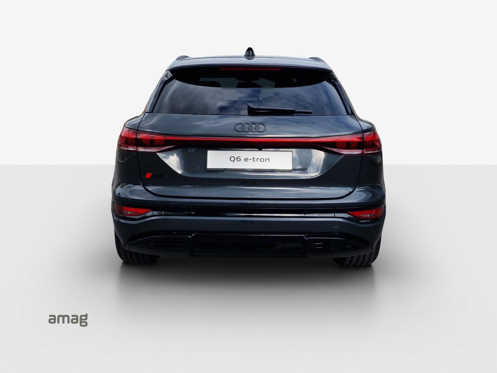 AUDI Q6 SUV e-tron quattro, Electric, Second hand / Used, Automatic - 4