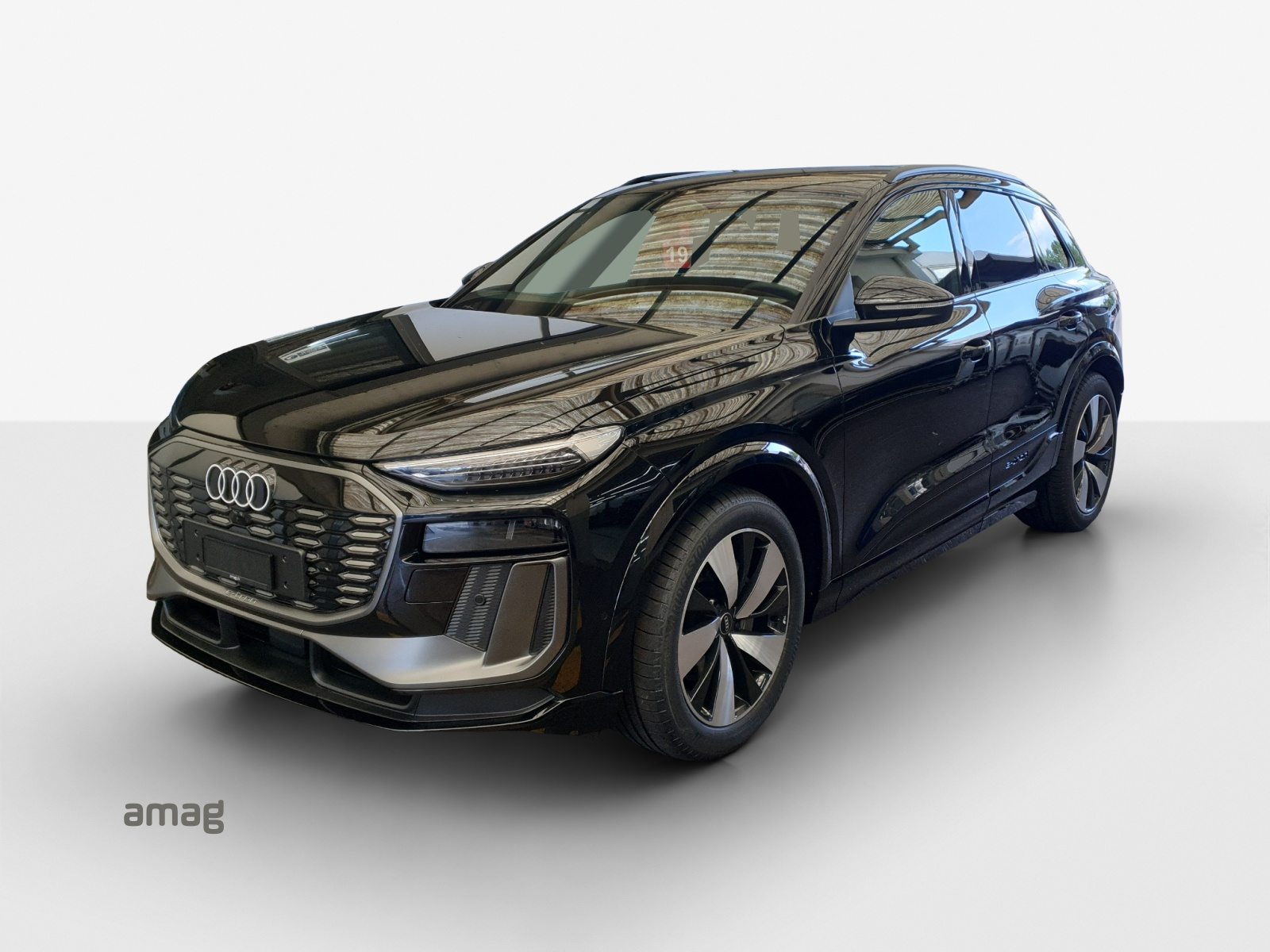 AUDI Q6 SUV e-tron quattro
