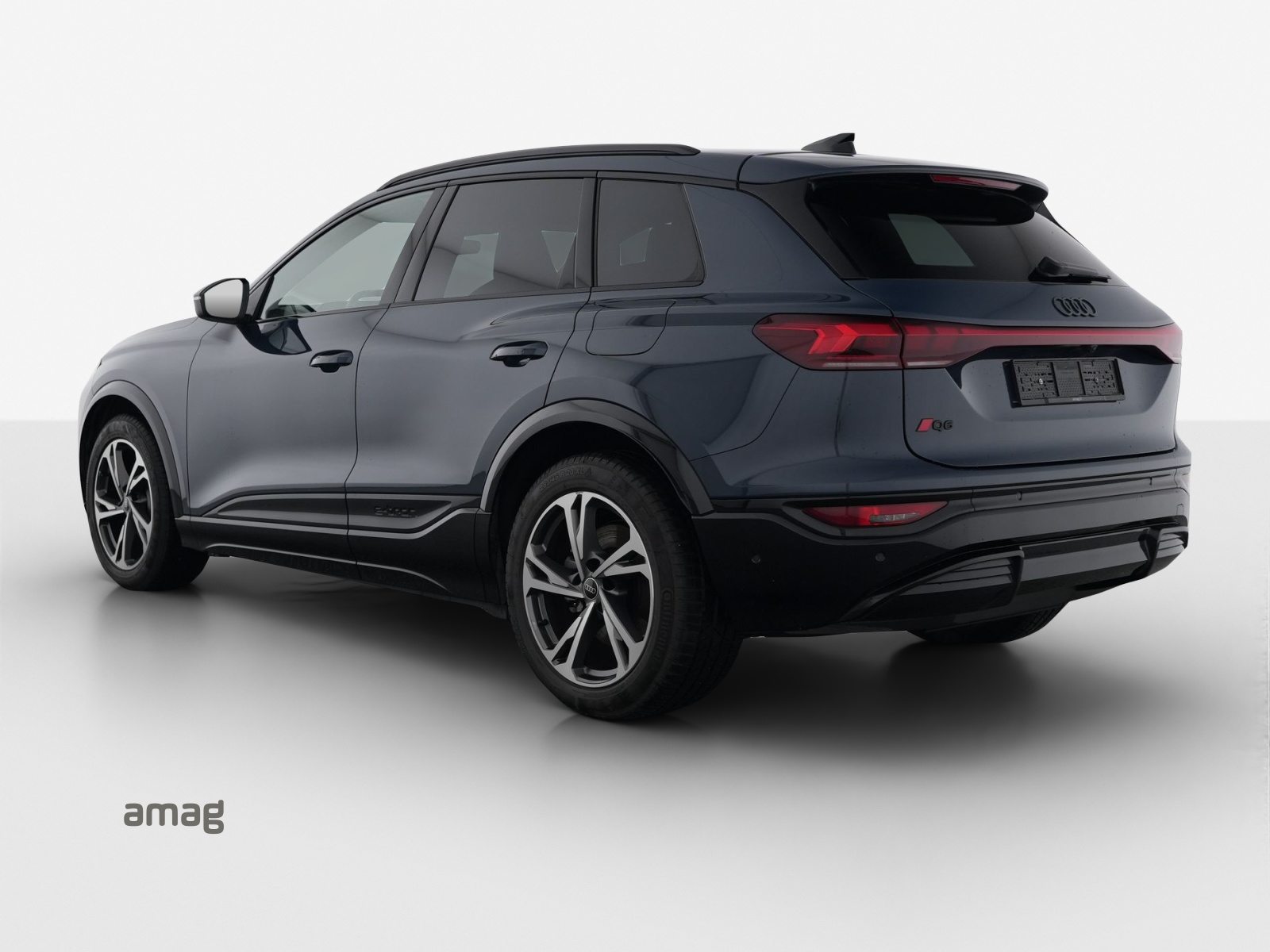 AUDI Q6 SUV e-tron quattro, Elektro, Occasion / Gebraucht, Automatik - 3