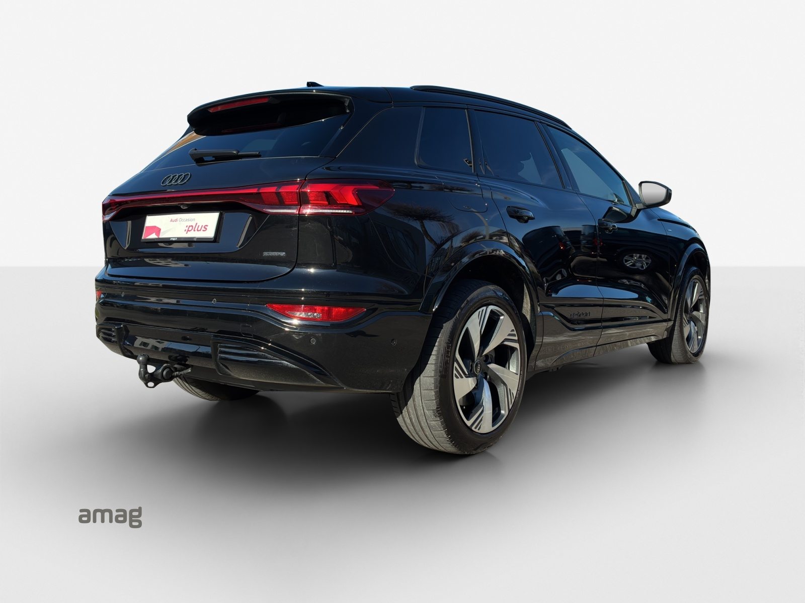 AUDI Q6 SUV e-tron quattro, Elektro, Occasion / Gebraucht, Automatik - 6