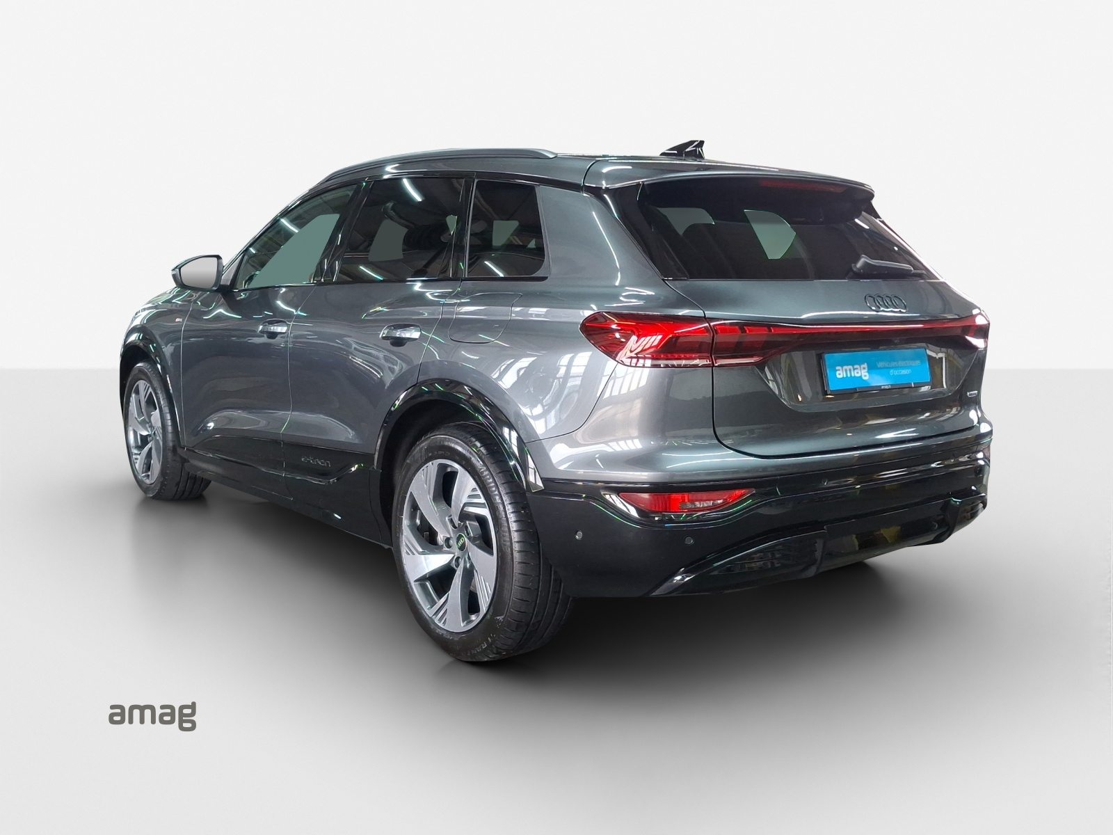 AUDI Q6 SUV e-tron quattro, Elektro, Occasion / Gebraucht, Automatik - 4