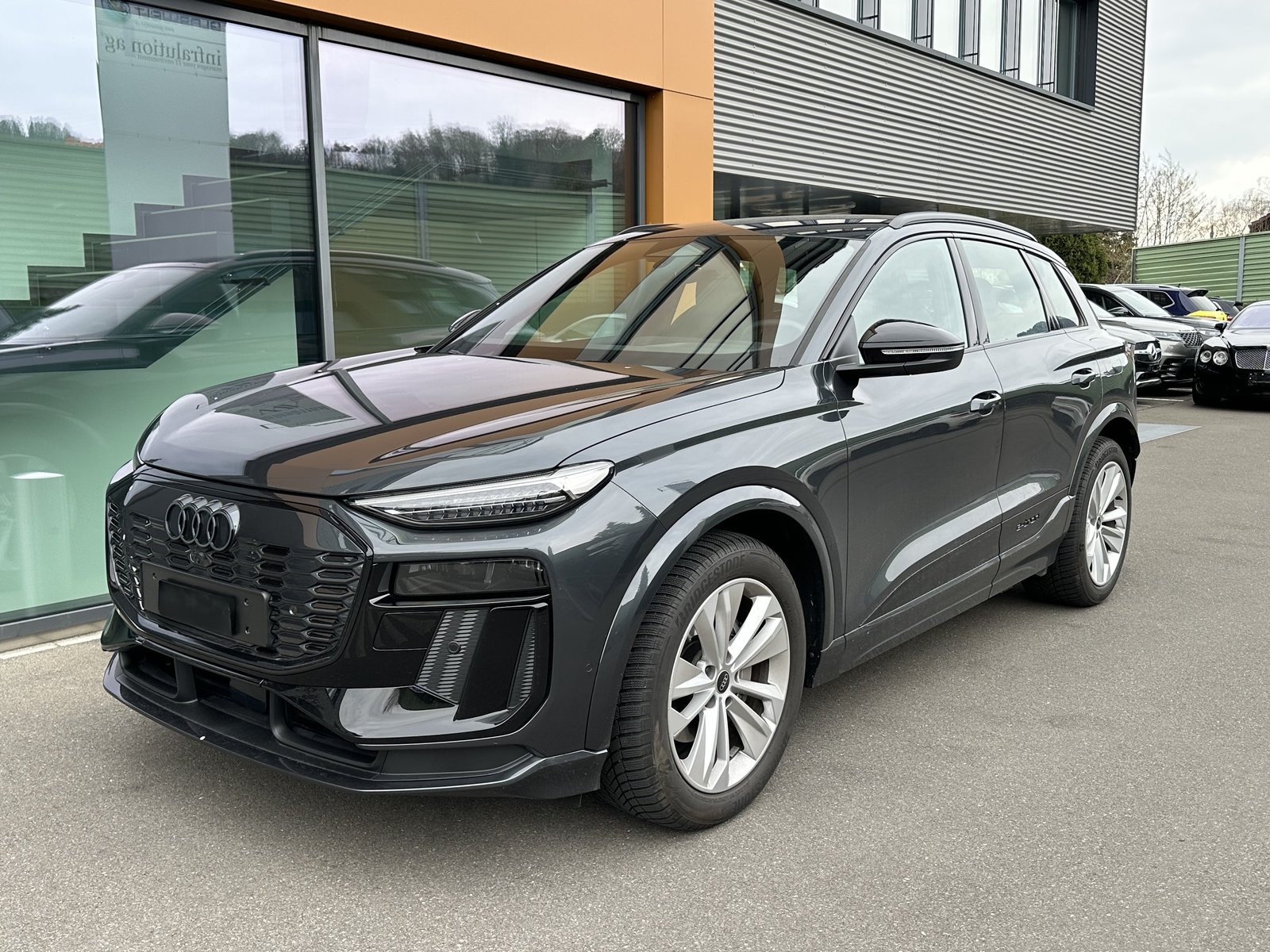 AUDI Q6 e-tron Quattro / CH Auslieferung