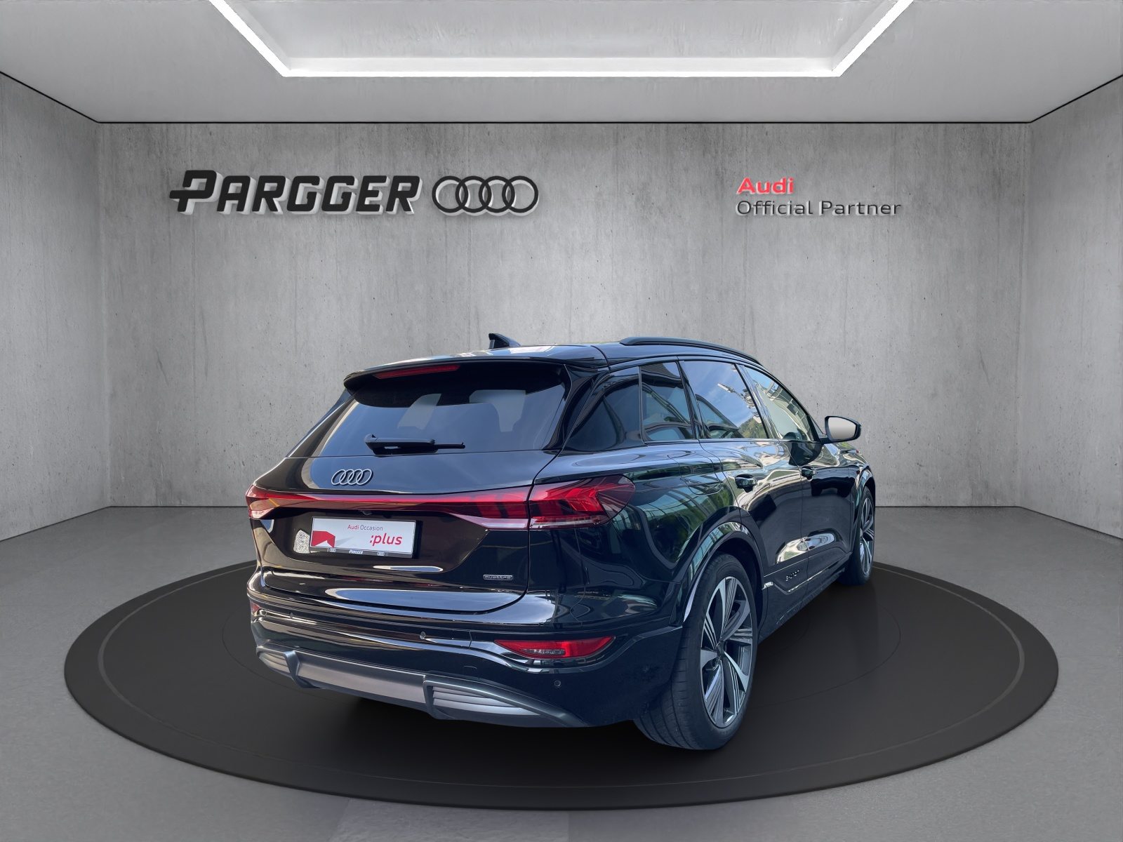 AUDI Q6 SUV e-tron quattro, Elektro, Occasion / Gebraucht, Automatik - 6