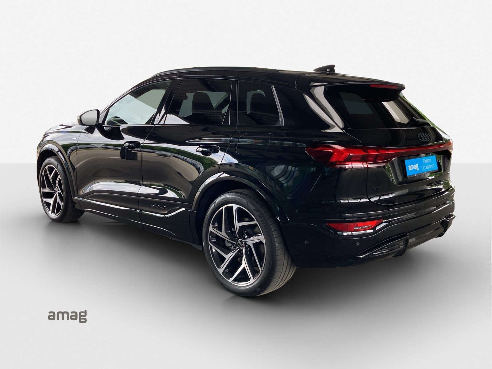 AUDI Q6 SUV e-tron quattro, Elektro, Occasion / Gebraucht, Automatik - 3