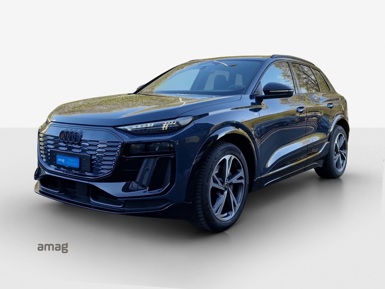AUDI Q6 SUV e-tron quattro