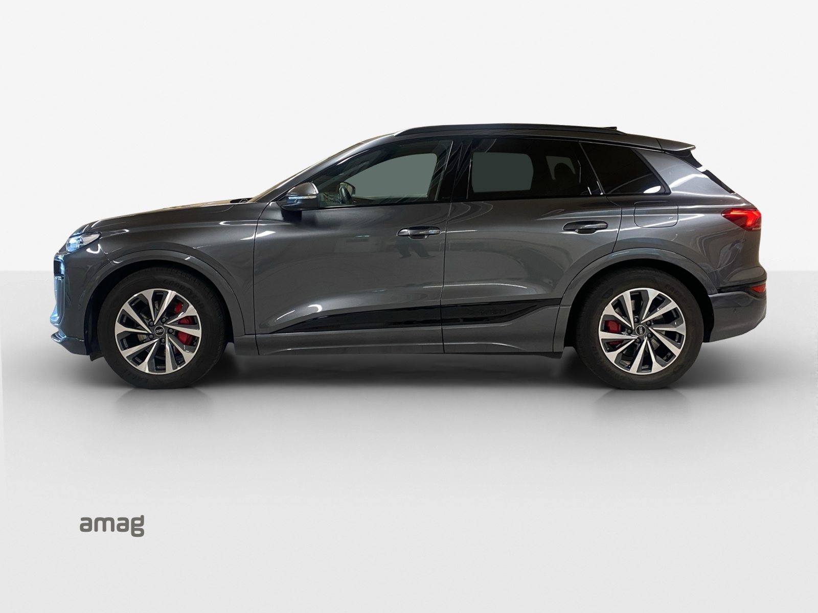 AUDI Q6 SUV e-tron quattro, Elektro, Occasion / Gebraucht, Automatik - 2