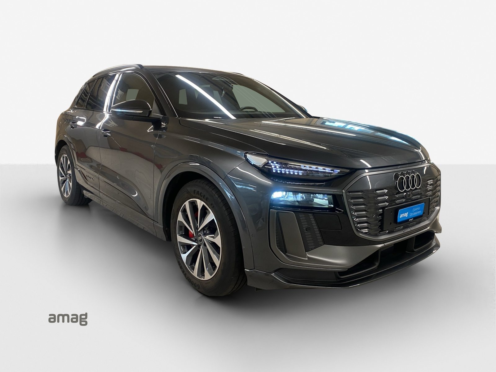 AUDI Q6 SUV e-tron quattro, Elektro, Occasion / Gebraucht, Automatik - 7