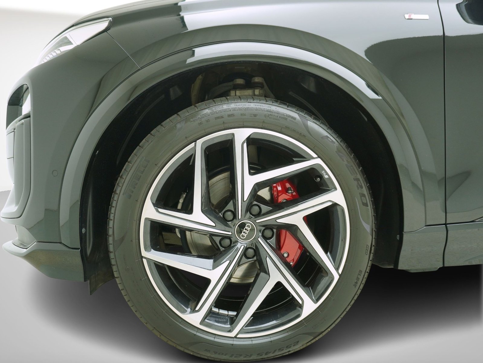 AUDI Q6 e-tron S line quattro **Audi Werksgarantie bis 06/20, Elettrica, Occasioni / Usate, Automatico - 7