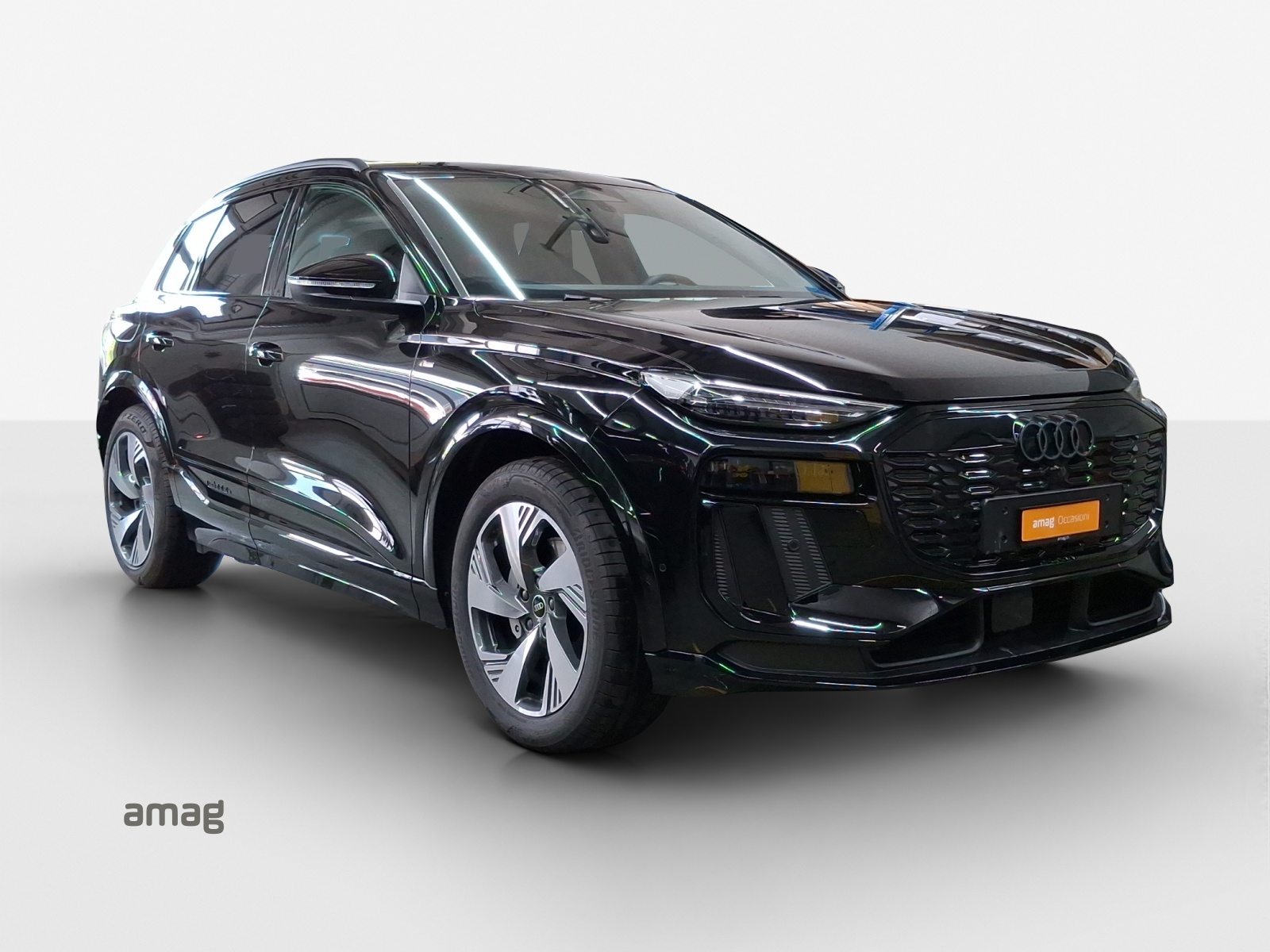 AUDI Q6 SUV e-tron quattro, Elektro, Occasion / Gebraucht, Automatik - 6