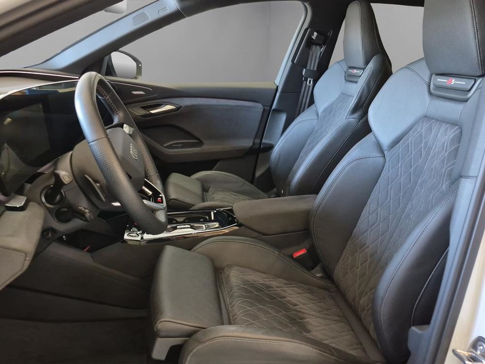 AUDI Q6 SUV e-tron quattro, Elektro, Occasion / Gebraucht, Automatik - 6