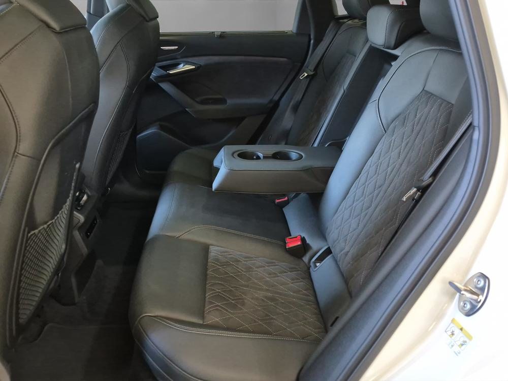 AUDI Q6 SUV e-tron quattro, Elektro, Occasion / Gebraucht, Automatik - 7