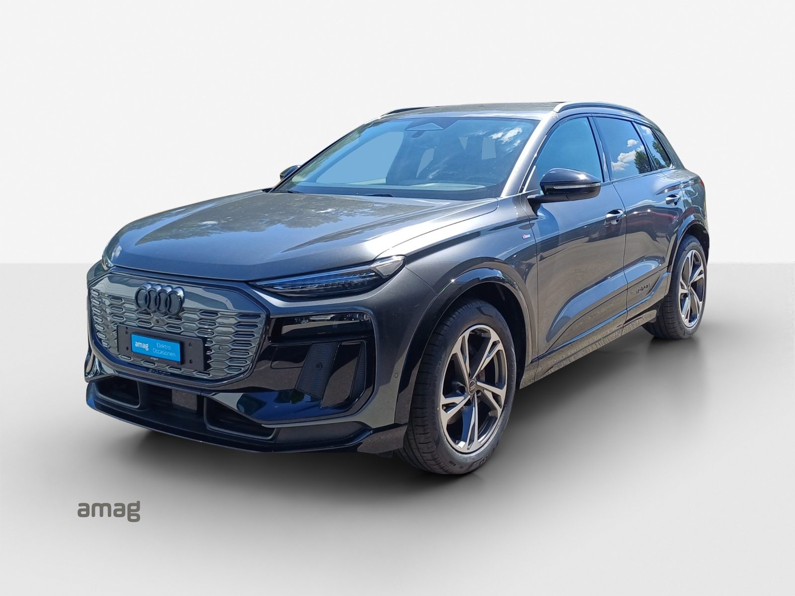 AUDI Q6 SUV e-tron quattro