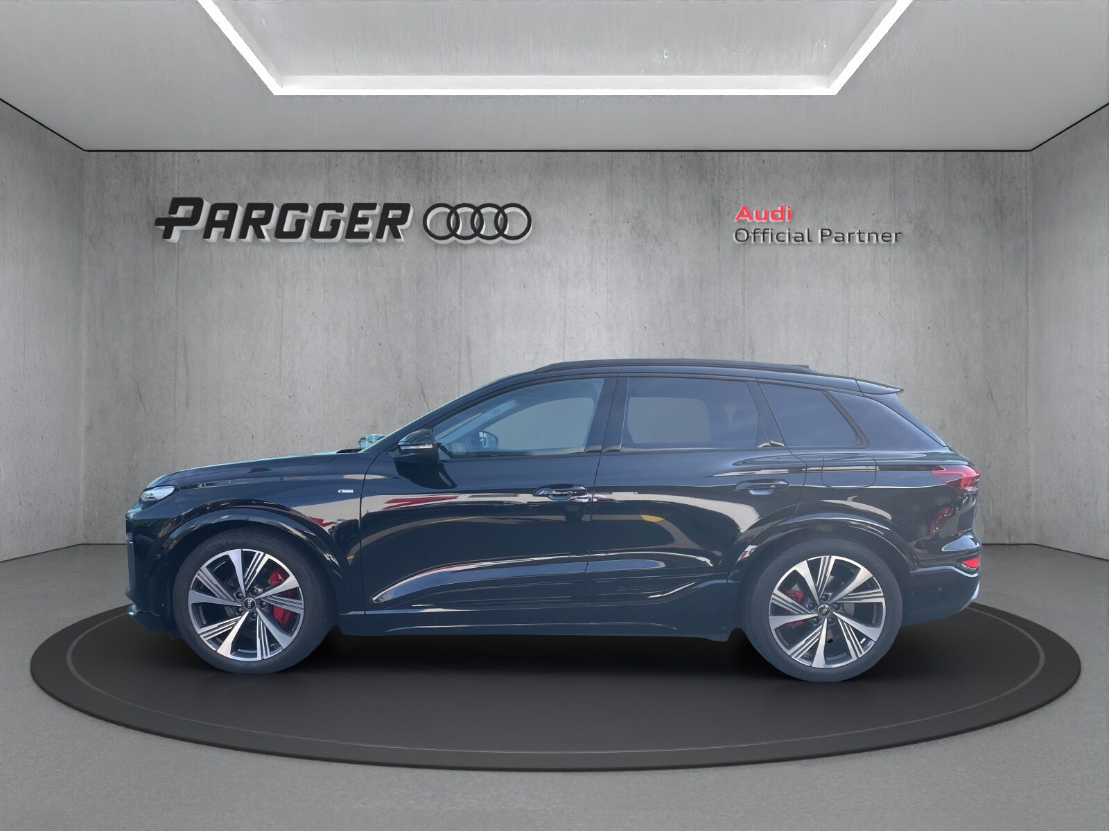 AUDI Q6 SUV e-tron quattro, Elektro, Occasion / Gebraucht, Automatik - 3