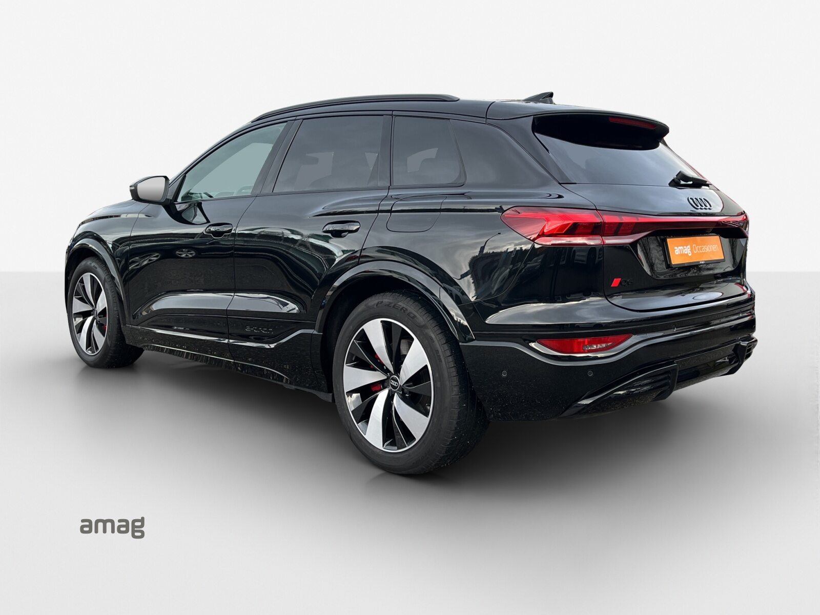 AUDI Q6 SUV e-tron quattro, Electric, Second hand / Used, Automatic - 3