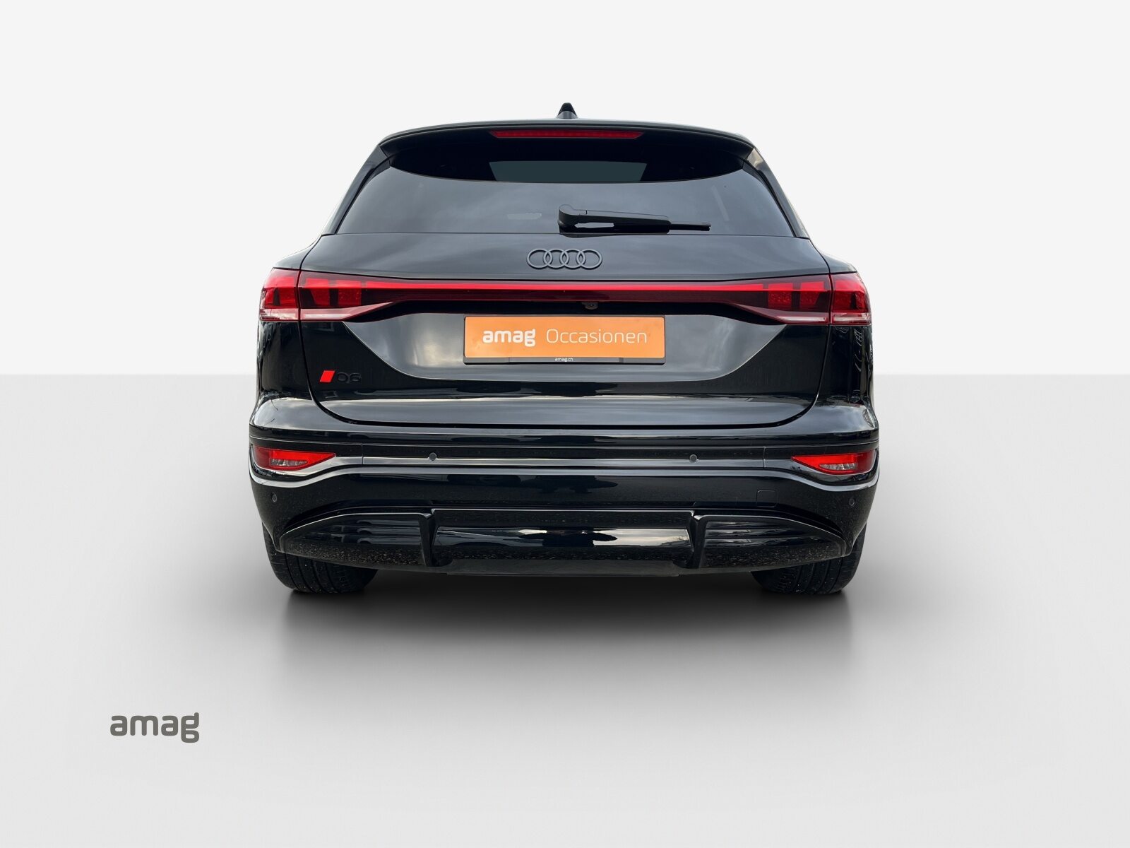 AUDI Q6 SUV e-tron quattro, Electric, Second hand / Used, Automatic - 4