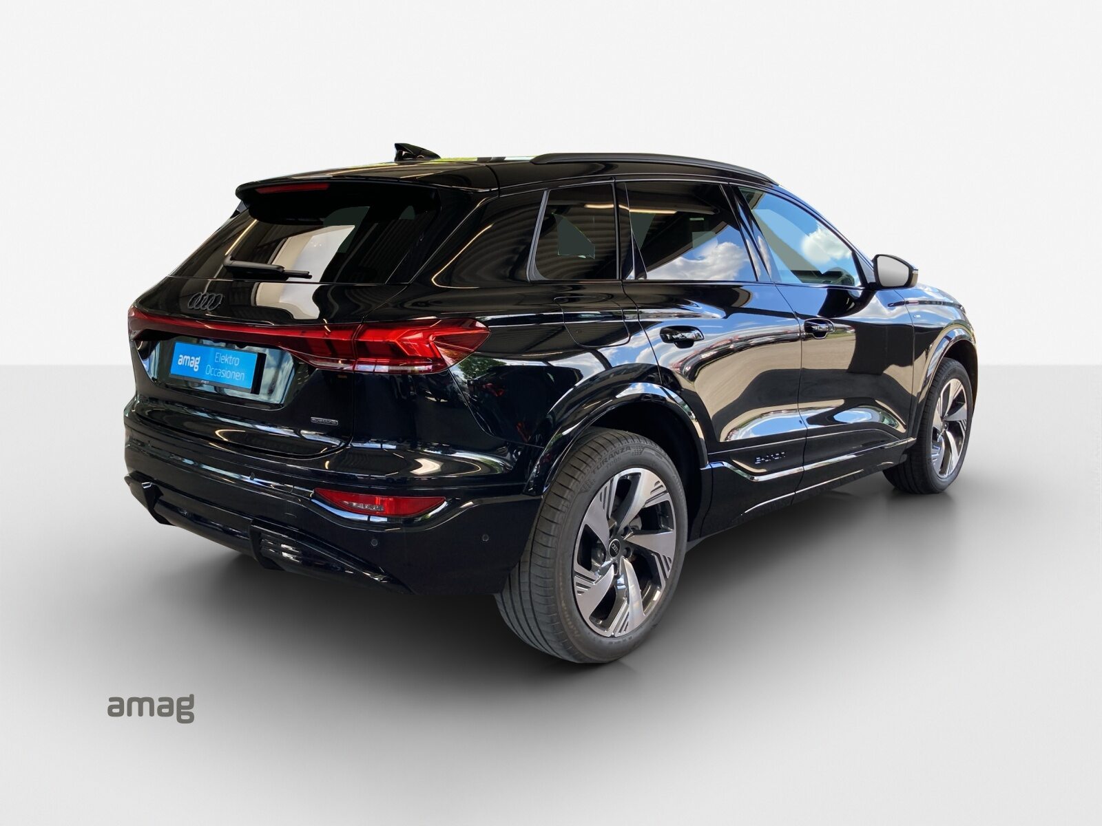 AUDI Q6 SUV e-tron quattro, Electric, Second hand / Used, Automatic - 6