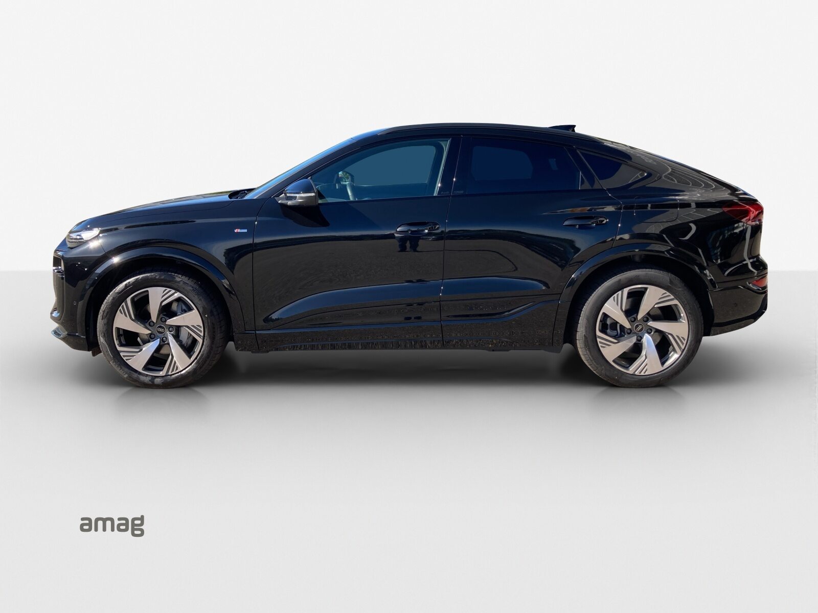 AUDI Q6 Sportback e-tron quattro, Elektro, Occasion / Gebraucht, Automatik - 2