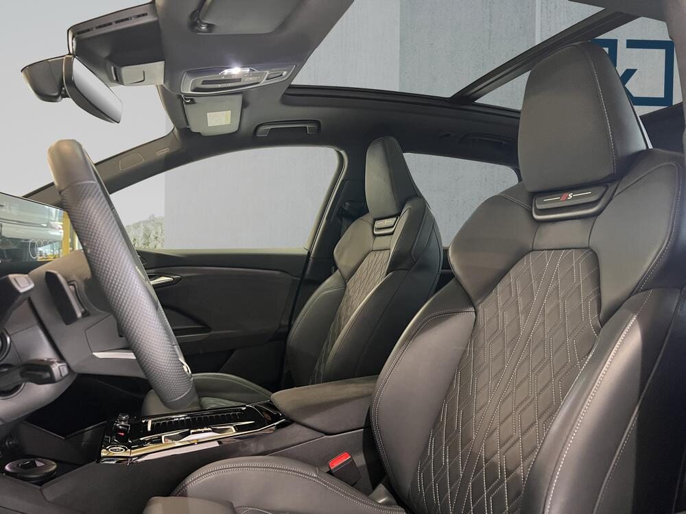 AUDI Q6 SUV e-tron quattro, Elektro, Occasion / Gebraucht, Automatik - 6