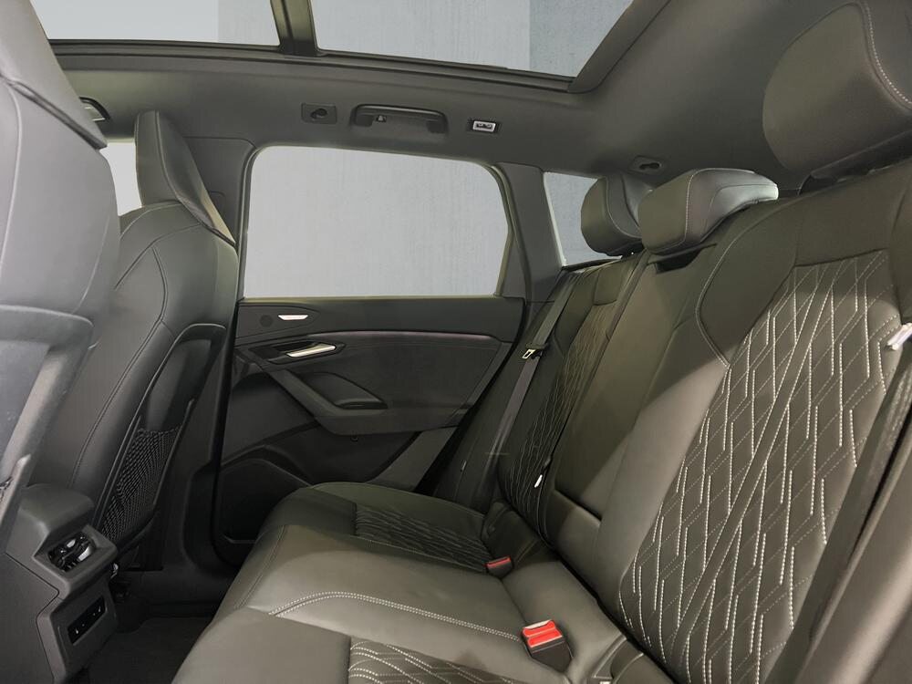 AUDI Q6 SUV e-tron quattro, Elektro, Occasion / Gebraucht, Automatik - 7