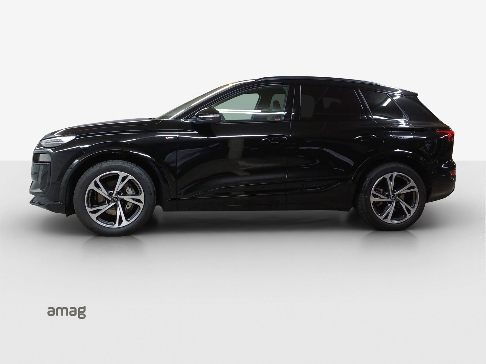 AUDI Q6 SUV e-tron quattro, Elektro, Occasion / Gebraucht, Automatik - 2