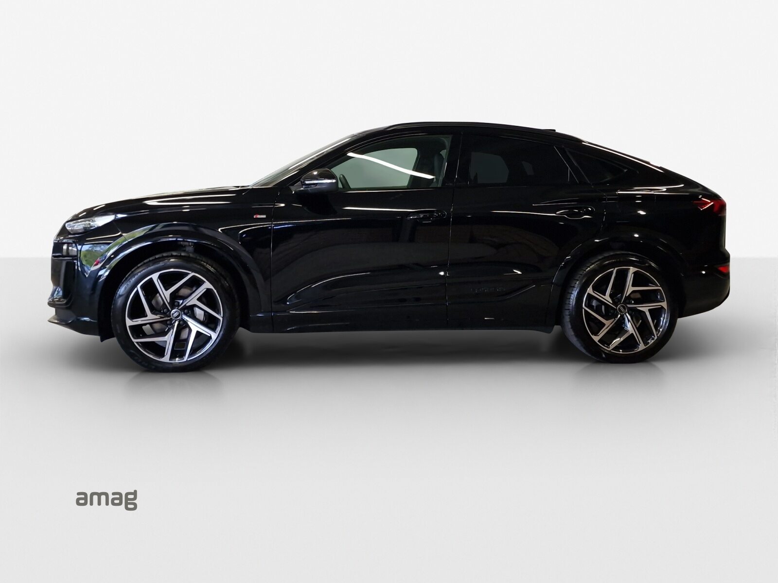 AUDI Q6 Sportback e-tron quattro, Elektro, Occasion / Gebraucht, Automatik - 2