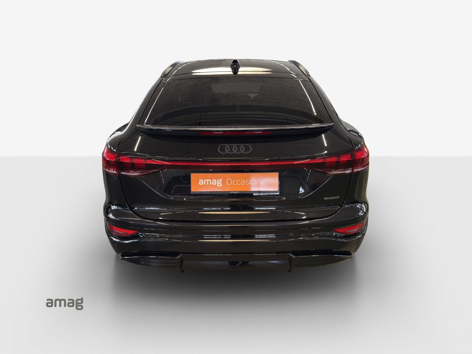 AUDI Q6 Sportback e-tron quattro, Electric, Second hand / Used, Automatic - 4