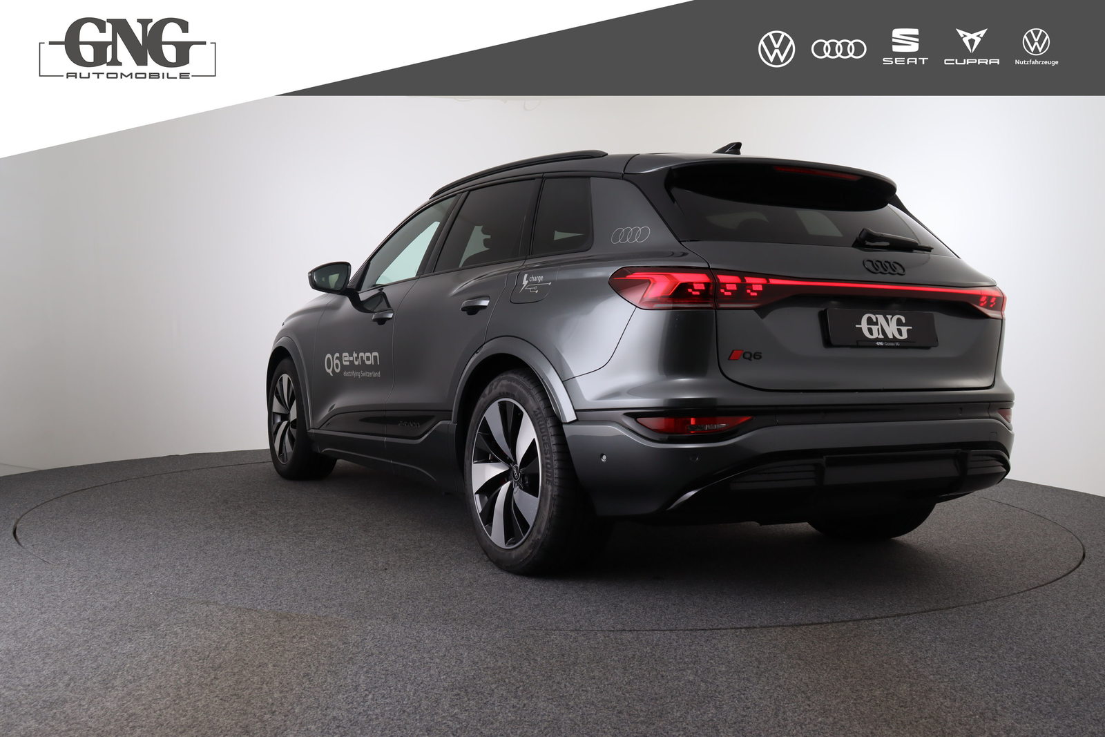 AUDI Q6 SUV e-tron quattro, Electric, Ex-demonstrator, Automatic - 3