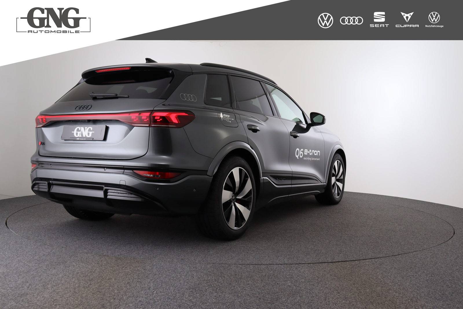 AUDI Q6 SUV e-tron quattro, Electric, Ex-demonstrator, Automatic - 5