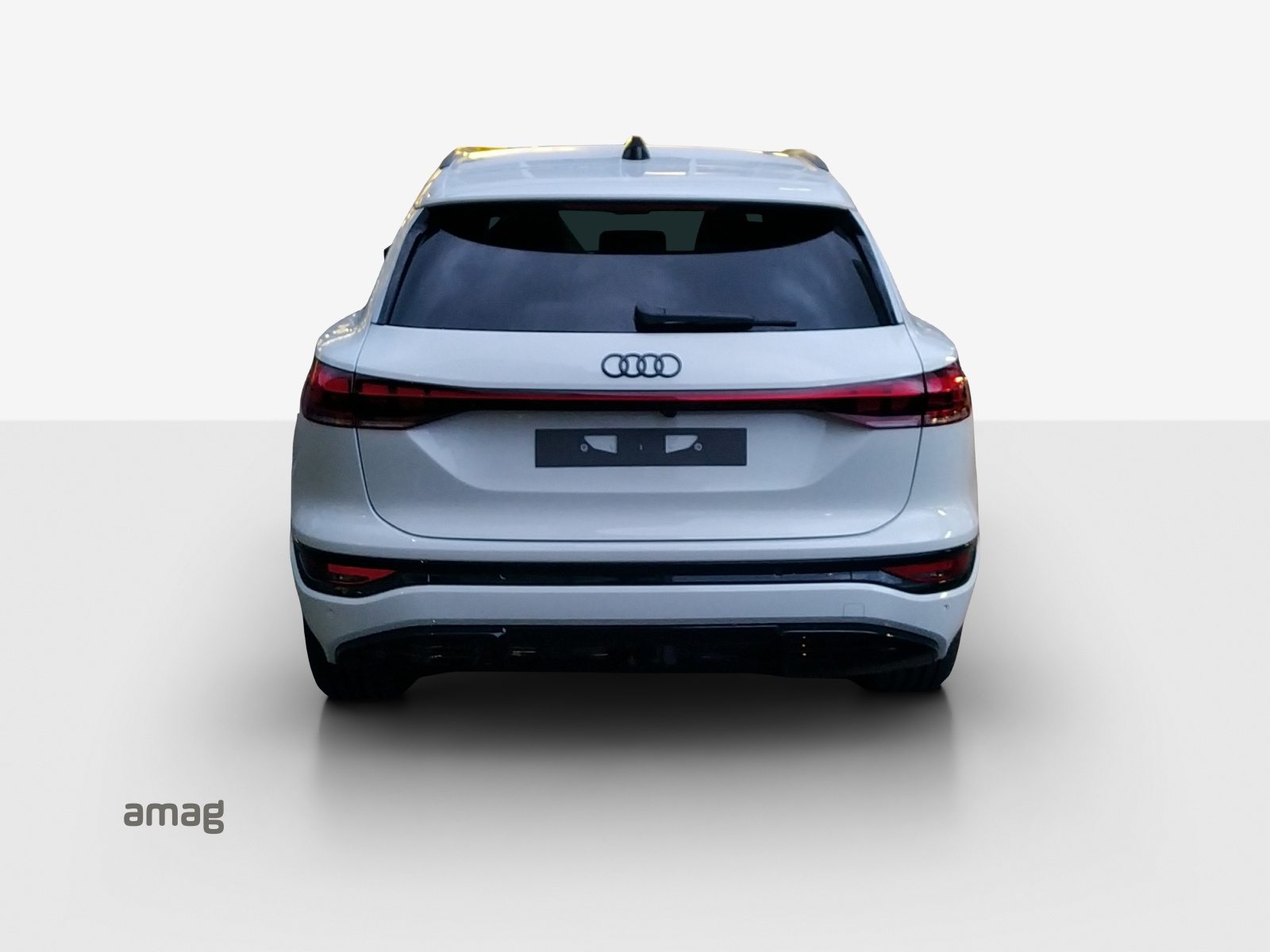 AUDI Q6 SUV e-tron quattro, Electric, Ex-demonstrator, Automatic - 4