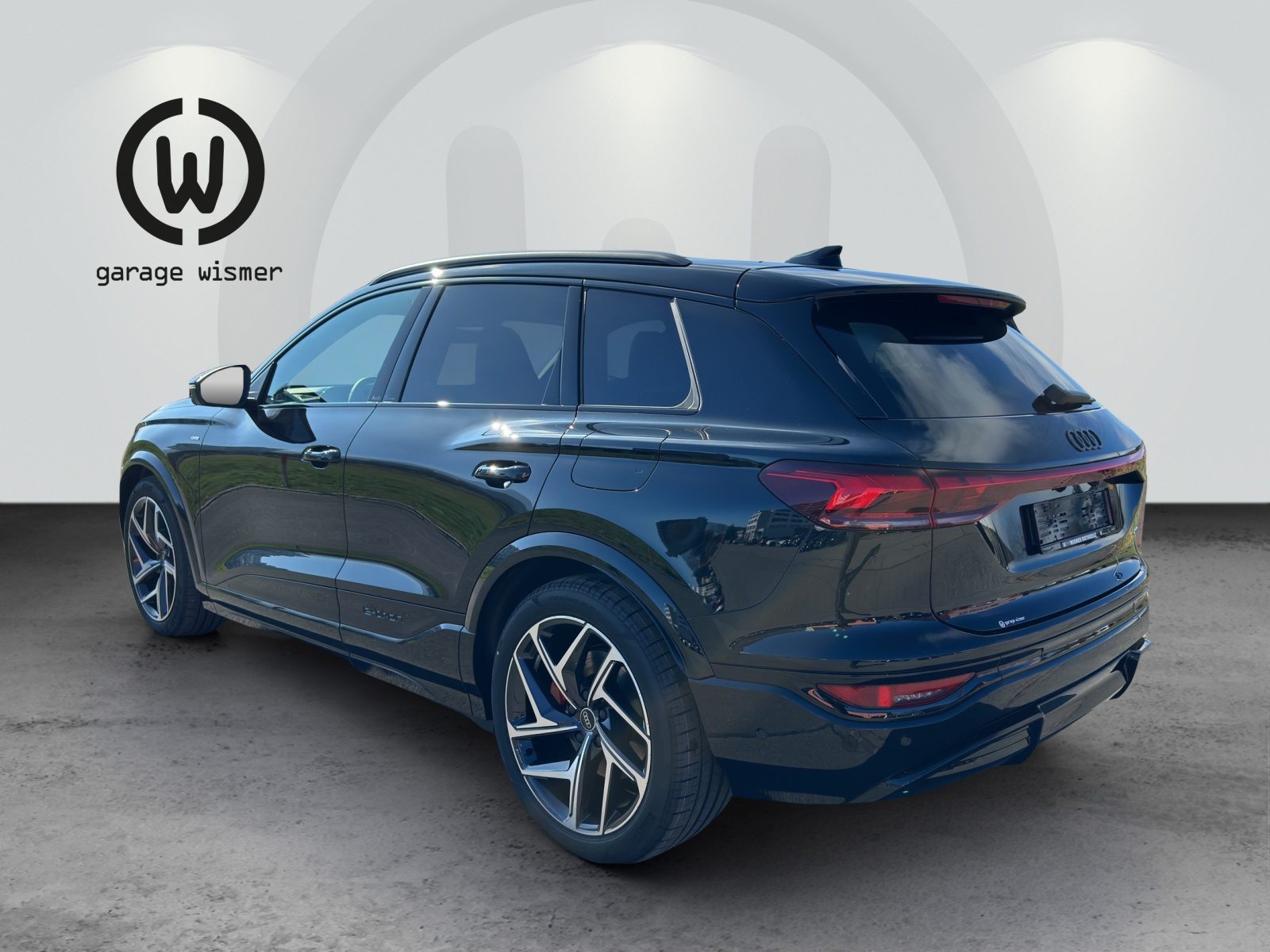 AUDI Q6 SUV e-tron quattro, Electric, Ex-demonstrator, Automatic - 3