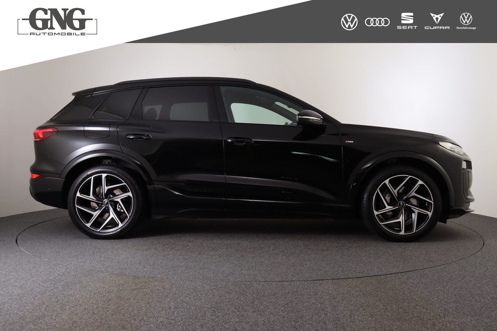 AUDI Q6 SUV e-tron quattro, Electric, Ex-demonstrator, Automatic - 6