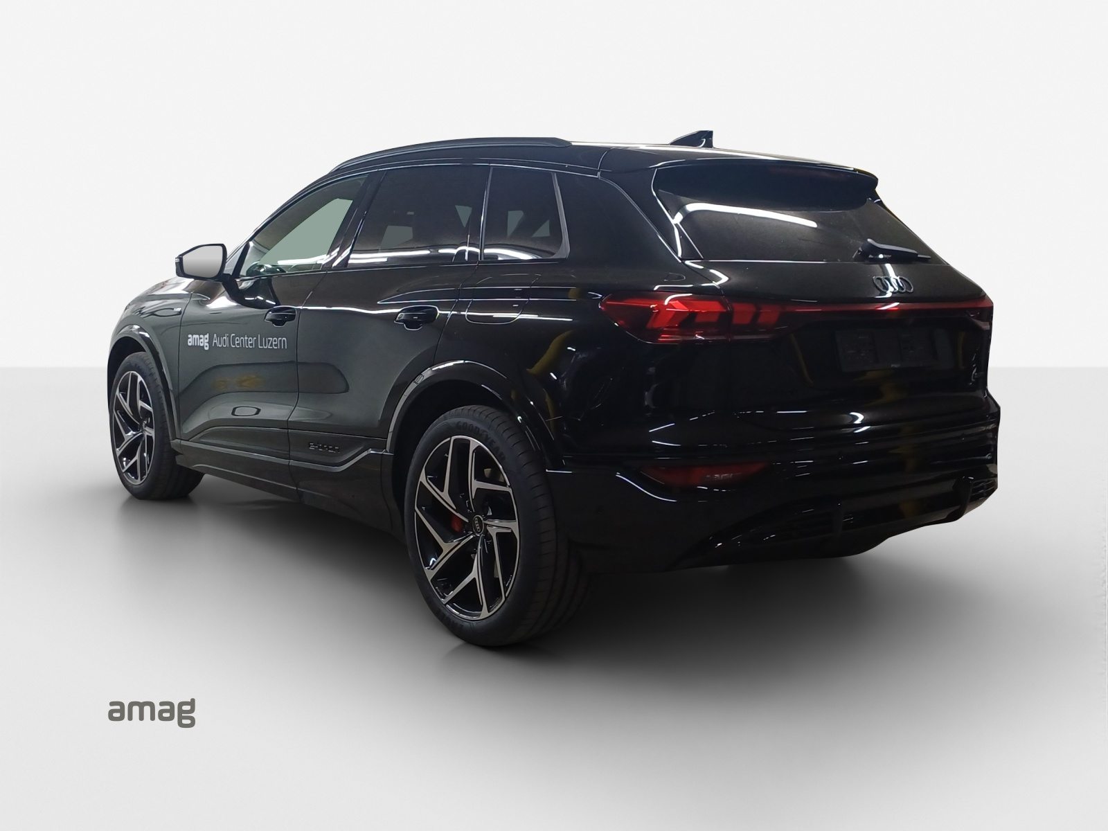 AUDI Q6 SUV e-tron quattro, Electric, Ex-demonstrator, Automatic - 3